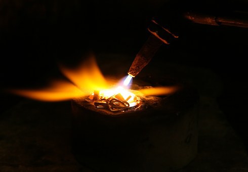 Apa Manfaat Pengelasan Laser